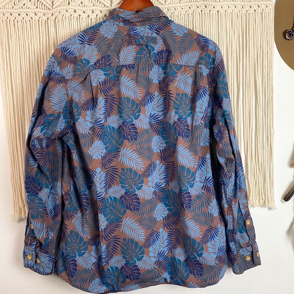 Duluth Trading Co Relaxed Fit Tropical Print Long Sleeve Button Shirt Medium - Picture 8 of 13